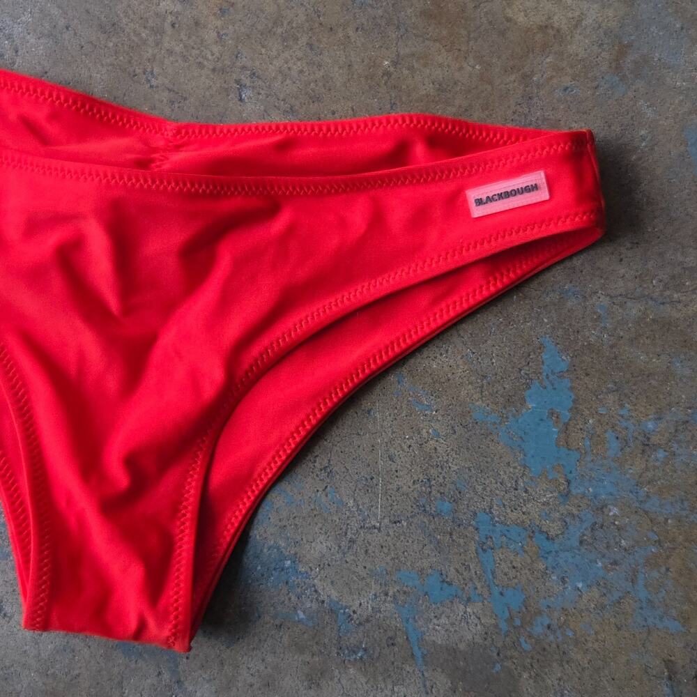 Blackbough Swim Red Bikini Size S Cheeky Bottoms Underwire Top Swimsuit - Picture 4 of 10